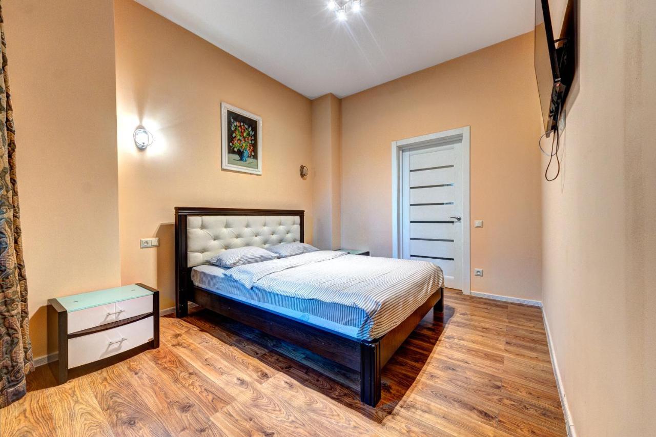 Apartments Near Kiev Botanical Garden Ym.Hryshka Екстер'єр фото