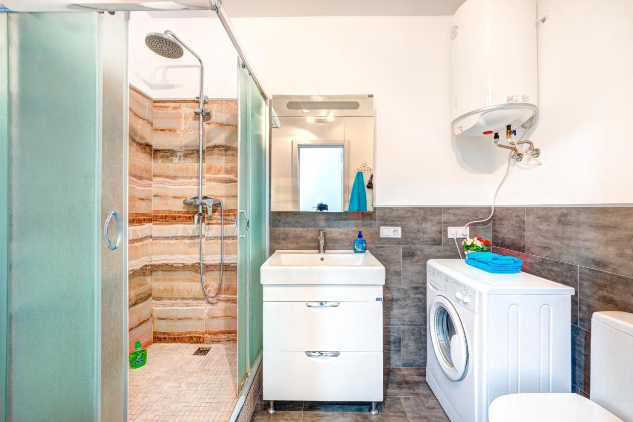 Apartments Near Kiev Botanical Garden Ym.Hryshka Екстер'єр фото